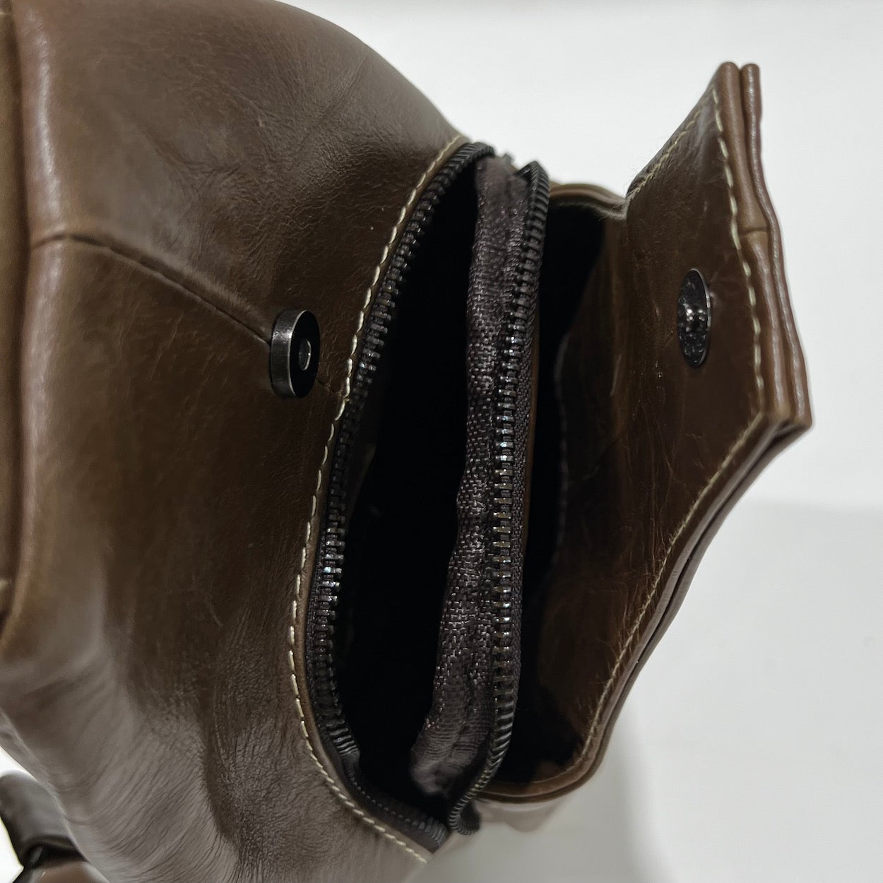 Leather Crossbody Sling Bag - Premium Quality (Available in 2 Colors)