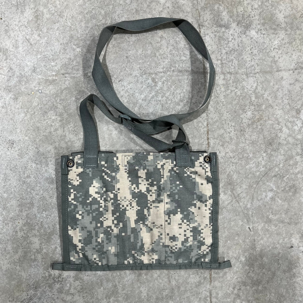 US Army GI ACU Molle II Bandoleer Pouch New