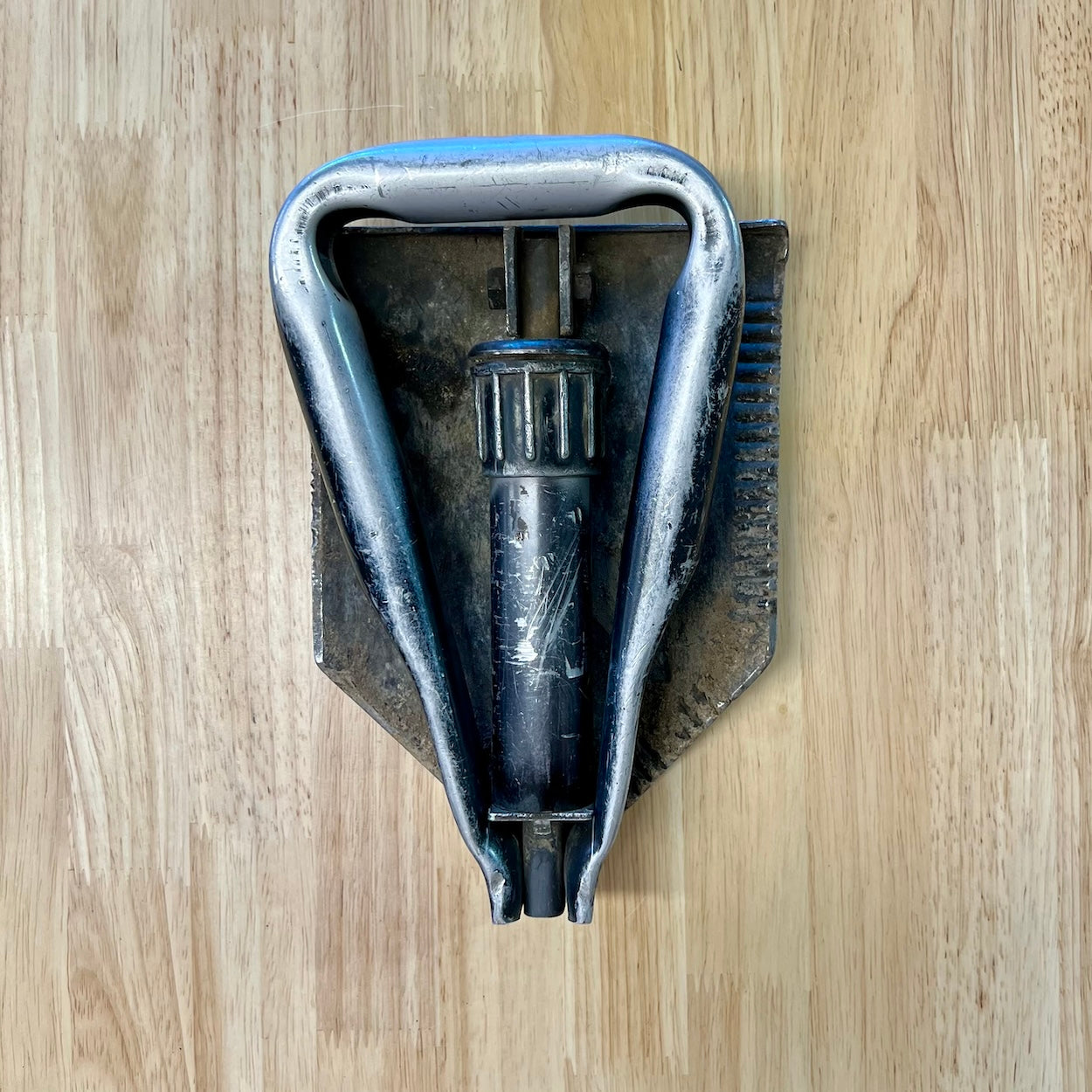 US Military Entrenching Shovel Collapsible D Handle W/New ACU Cover