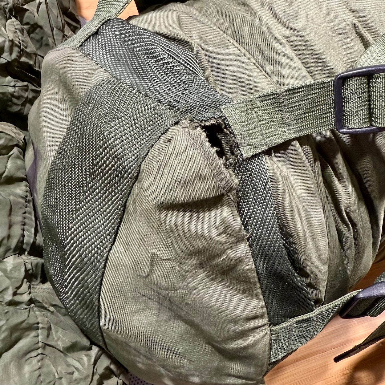 US Military Extreme Cold Weather Sleeping System - Mummy Style (Genuine Issue)