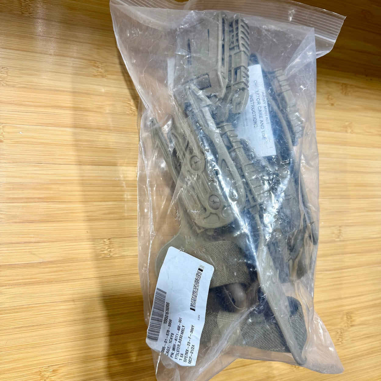 Safariland Tactical Drop Leg Holster - Sig P320/P250 Right Hand Military MHHC Kit