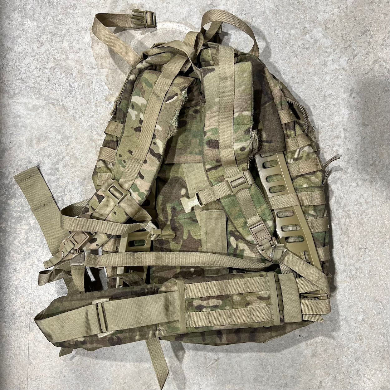 U.S. Army OCP Medium Molle II Rucksack  Multicam Field Pack w/ Frame & Belt