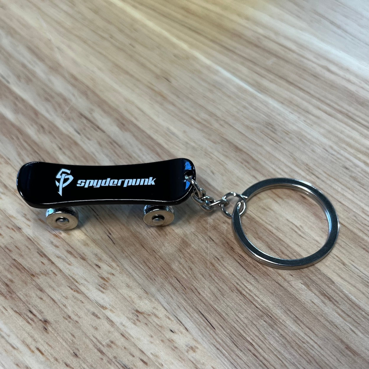 2 Keychains Spyderpunk Skateboard Metal Key Chains