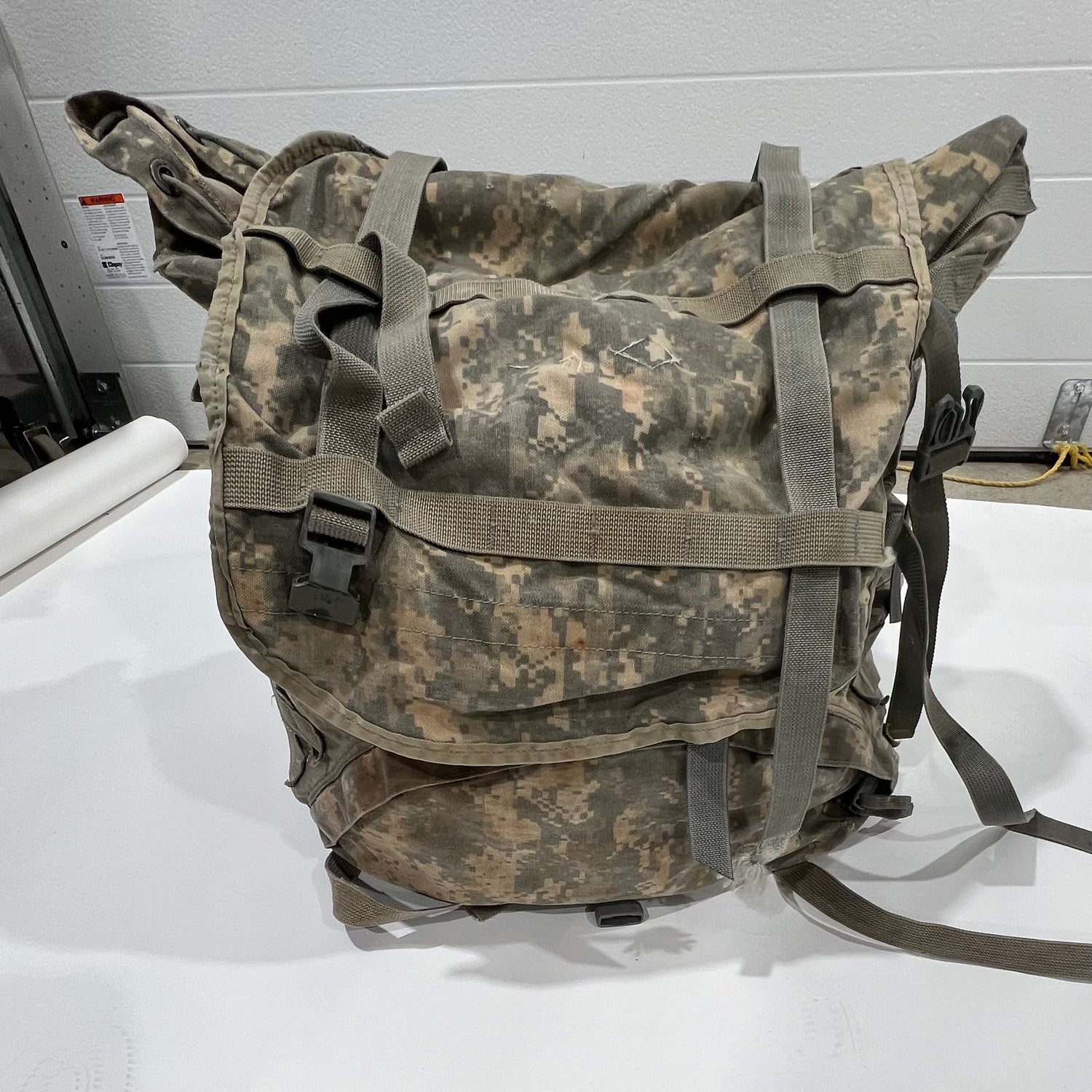 US Military Rucksacks Large Field Pack MOLLE II ACU Modular