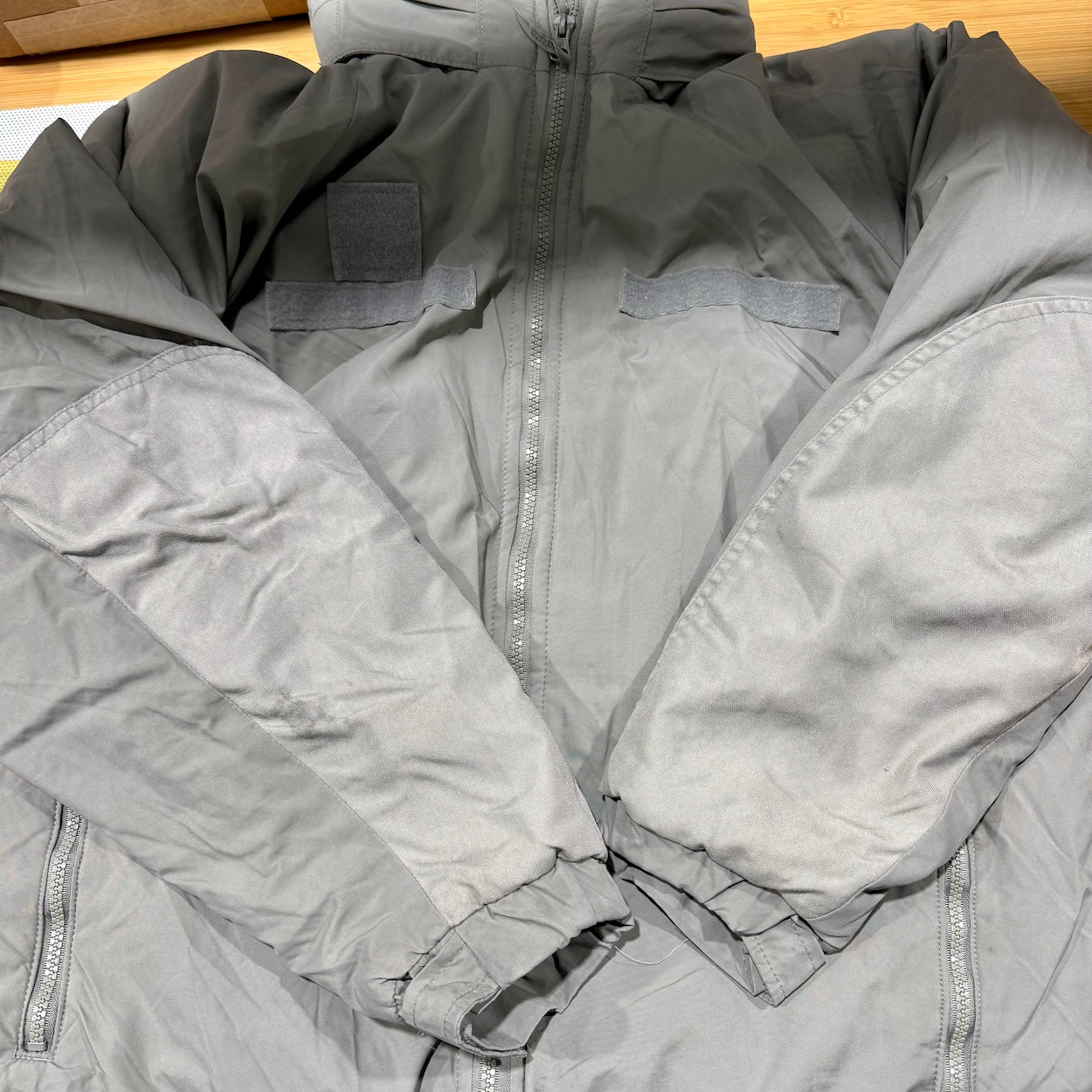 US Army Gen III Level 7 Extreme Cold Weather Parka - Medium Regular (USGI)