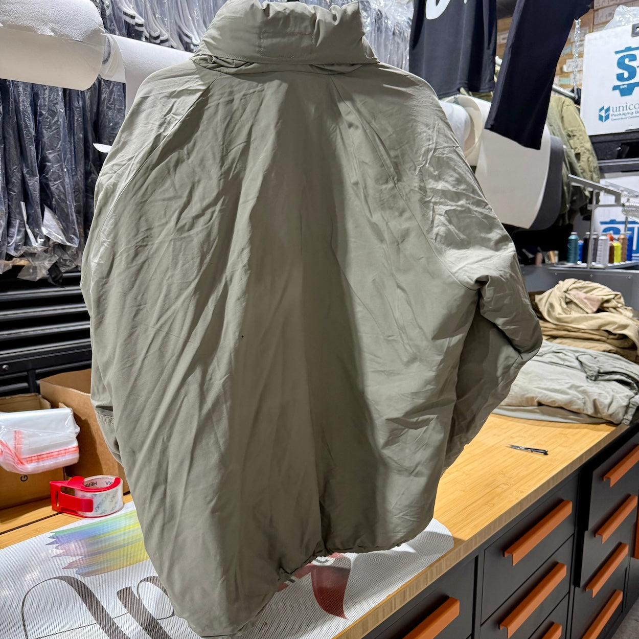 US Army Gen III Level 7 Extreme Cold Weather Parka - Medium Regular (USGI)