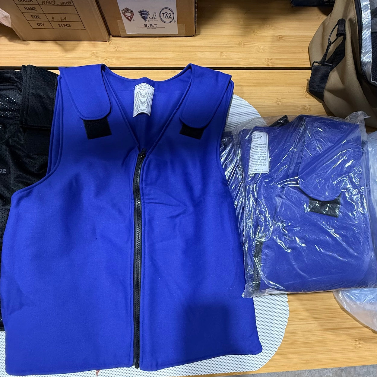 Phasecore Cooling Vest System - 3-Vest Complete Set with Ice Packs & Carry Bag - New