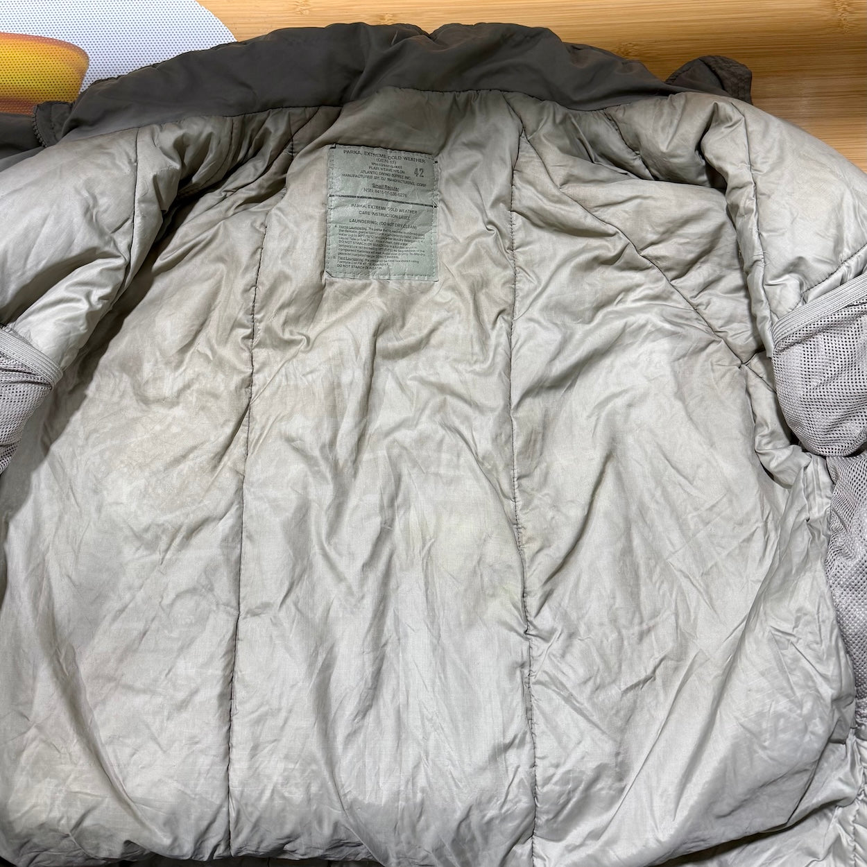 US Army Gen III Level 7 Extreme Cold Weather Parka - Small Regular (USGI)