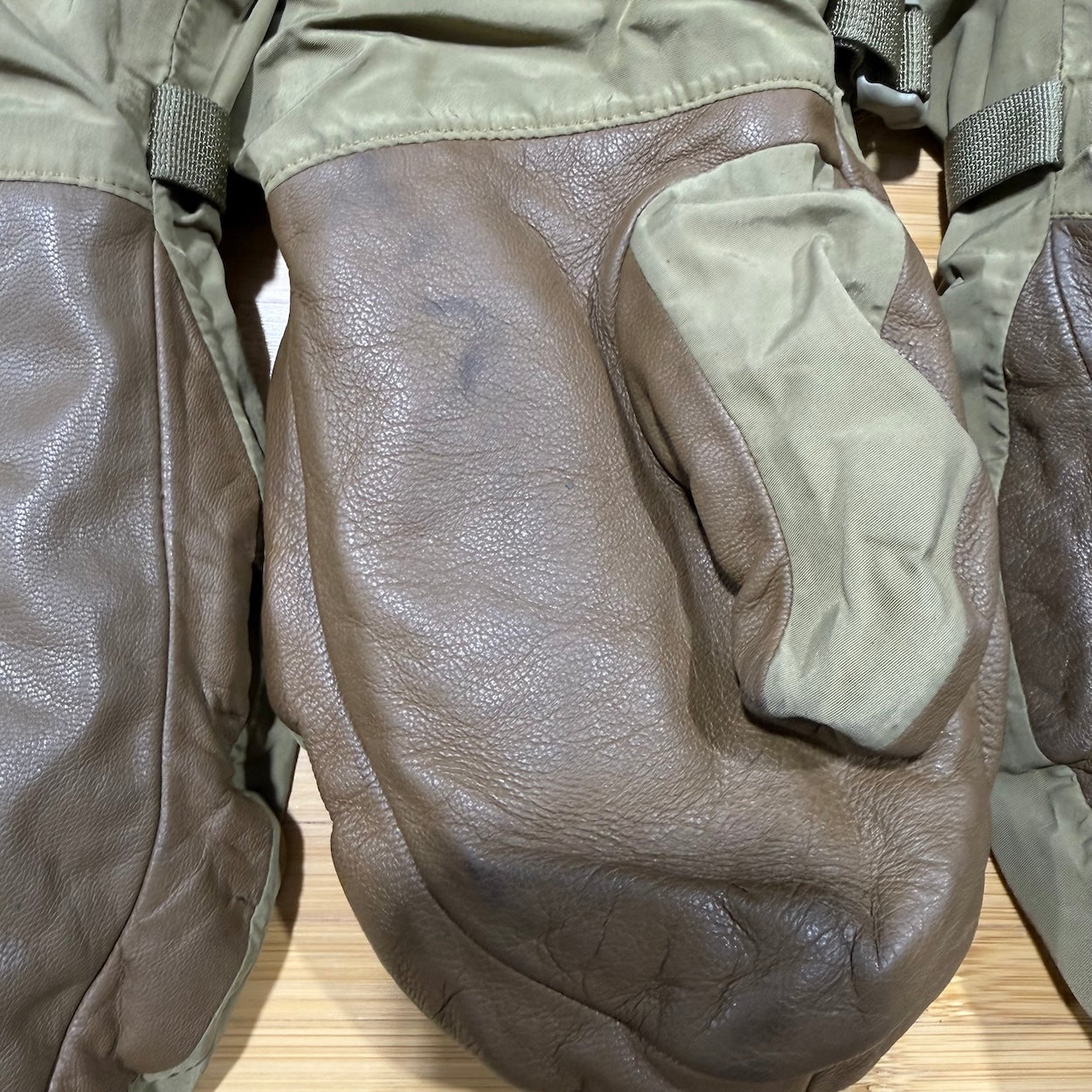 Outdoor Research Gore-Tex Winter Mitten Shells - (Windproof/Waterproof)