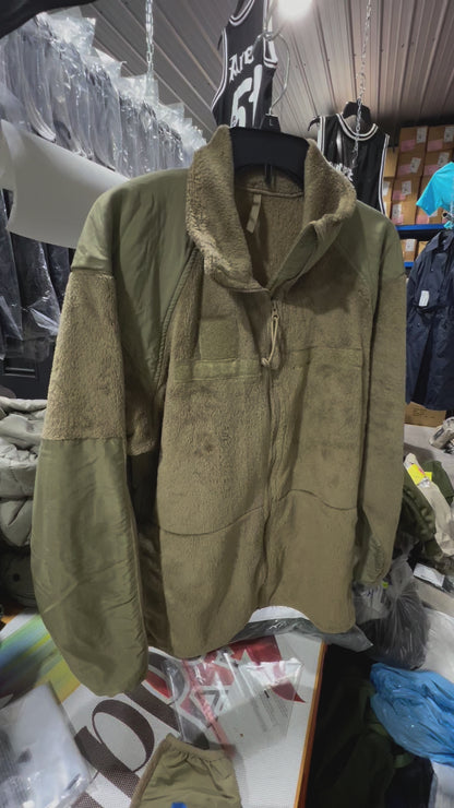 Vintage Army Fleece GI Gen lll in Coyote Tan By PolarTec