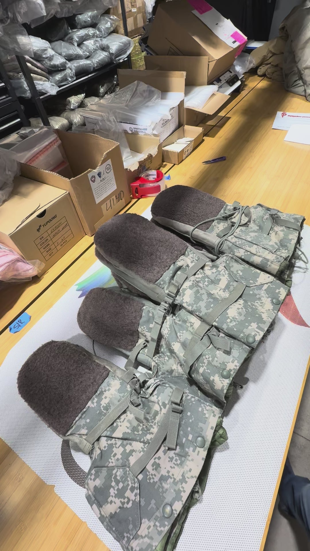 Arctic Extreme Cold Weather Military Mittens with Liners - ACU Camo