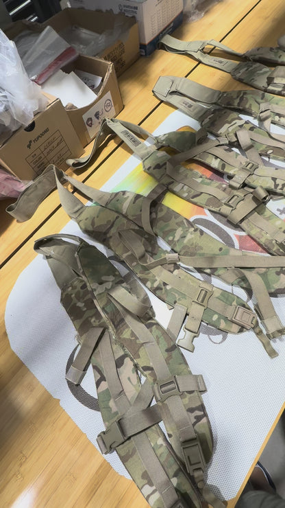 US Military Rucksack Shoulder Straps - Medium OCP Multicam Harness System - Damaged