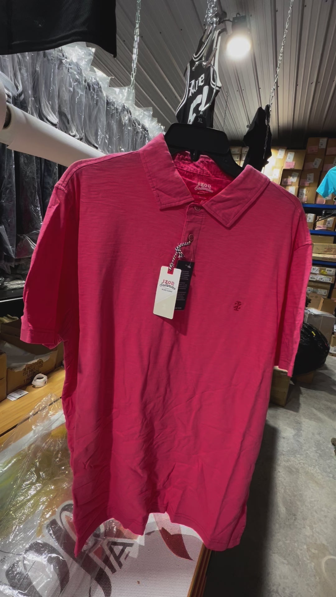 IZod Saltwater Men's Polo Shirt - Relaxed Fit Classic