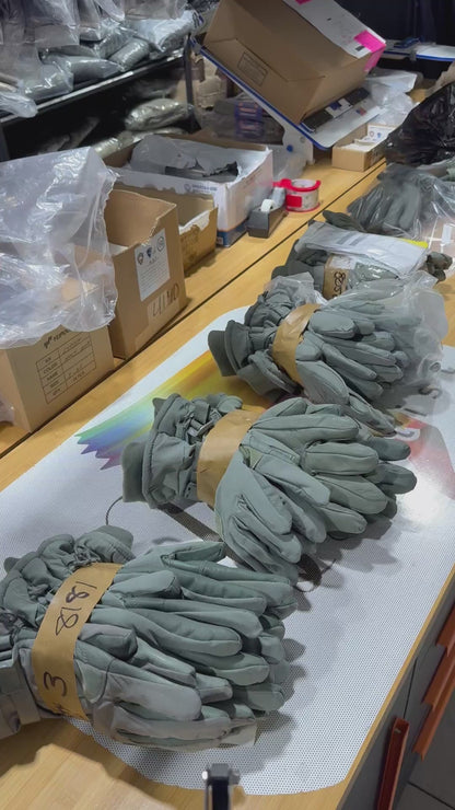 US Army Cold Weather Gloves - Made in USA - Sizes S-XL