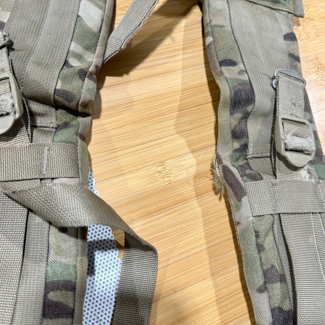 US Military MOLLE Enhanced Frame Shoulder Straps - OCP Camo - Large Rucksack Damaged