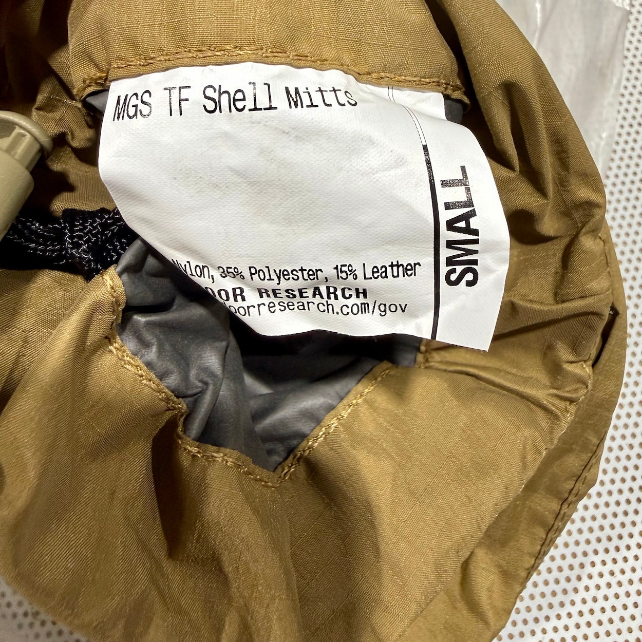 Outdoor Research MGS Shell TF Mitts - USA, Coyote