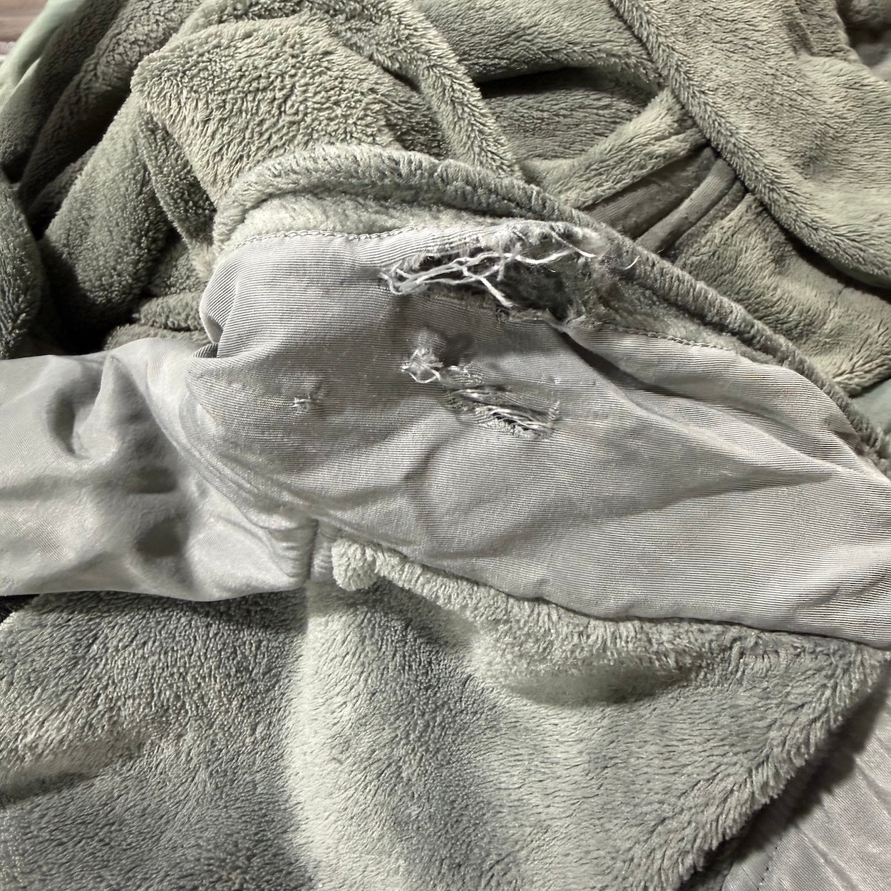 Vintage Army Fleece GI Gen lll in Foliage Green By PolarTec Damaged