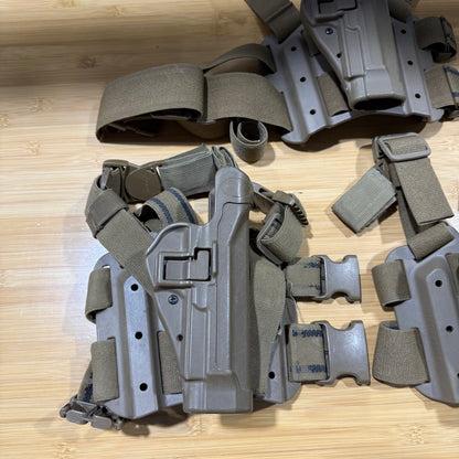 BlackHawk Serpa II Tactical Holster - Beretta M9A4 Right Hand - Coyote Tan