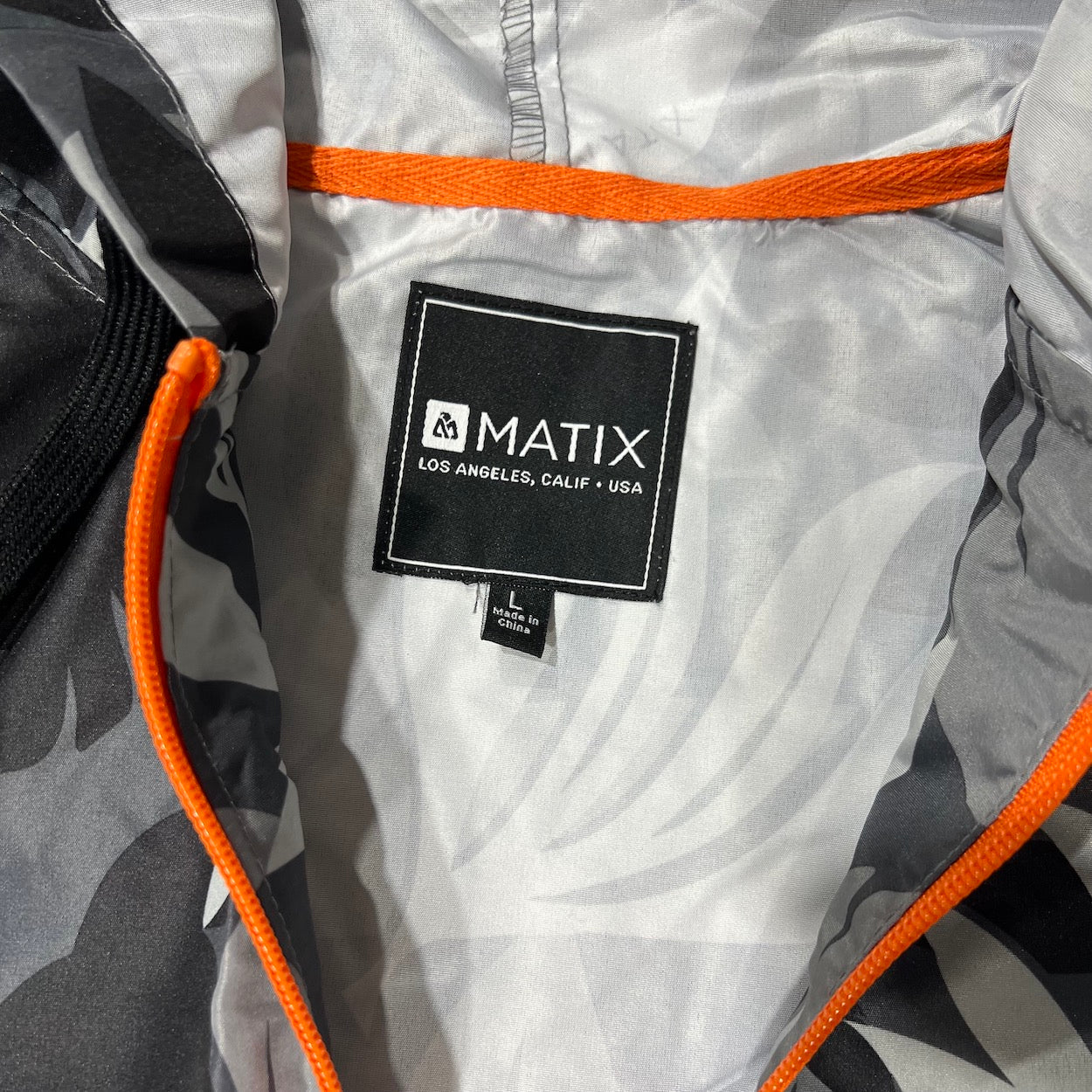 Men's Windbreakers
